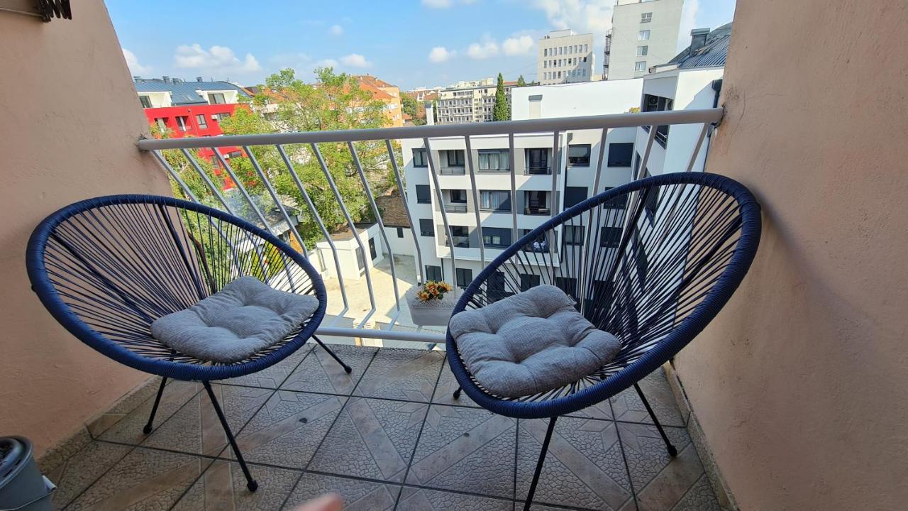 Appartamento Marina Penthouse Novi Sad Esterno foto